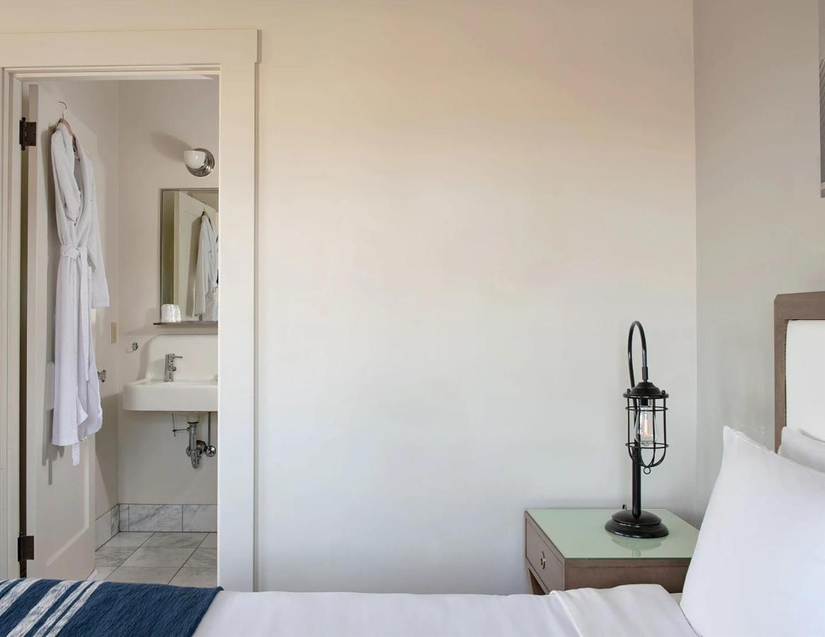 Commodore Hotel Astoria Dış mekan fotoğraf